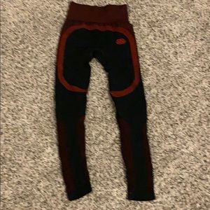 Engineered Life red and black leggings size XS